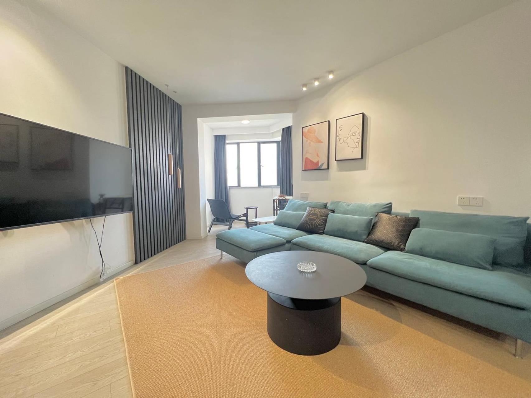 Eastern Hub - Jingan Temple Branch Yige French Window, Three Bedrooms, Double Balcony, Near Hang Lung Plaza People's Square Appartamento Shanghai